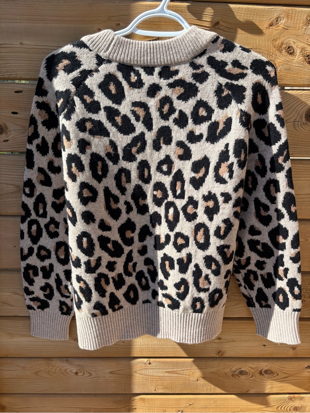 N. 100% Lambswool Crewneck - Picture 4 of 5